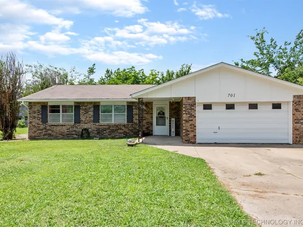 701 N Washington Ave, Wagoner, OK 74467