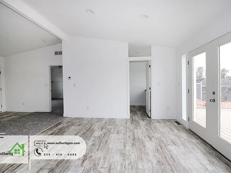 18848 Lorina Dr — Photo 16