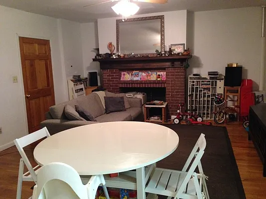 Rented by Realty Collective | media 2