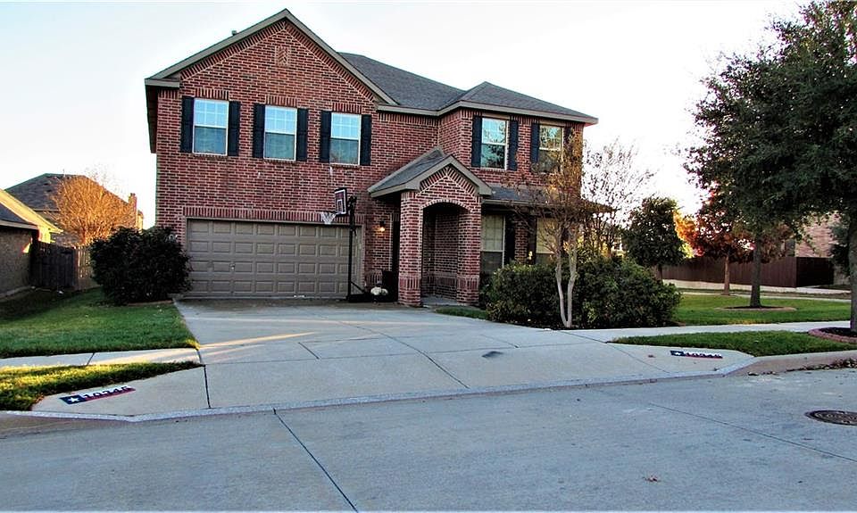 1st image of 10345 Sixpence Ln