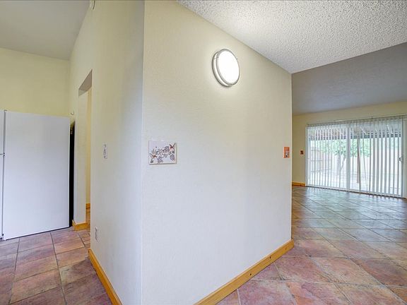3rd image of 3213 W Northstar Dr