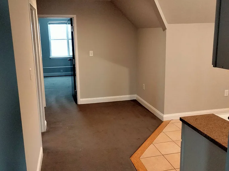 21 Imlay St #3 — Photo 5