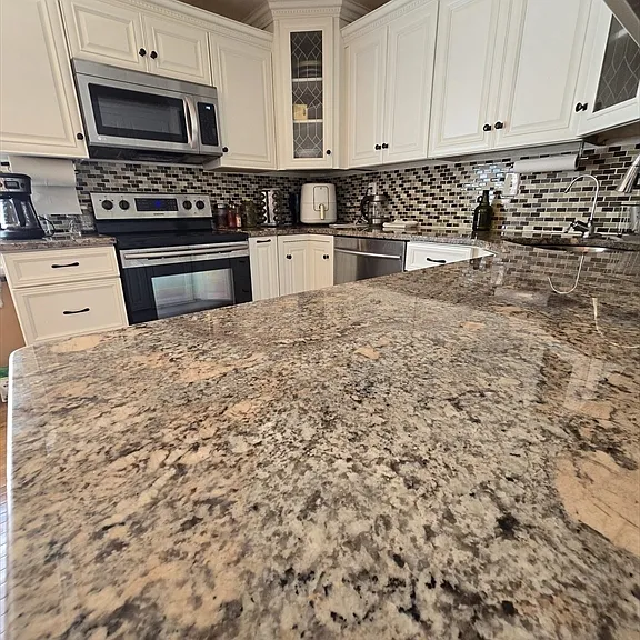 94 Baldwin St #94 — Photo 5