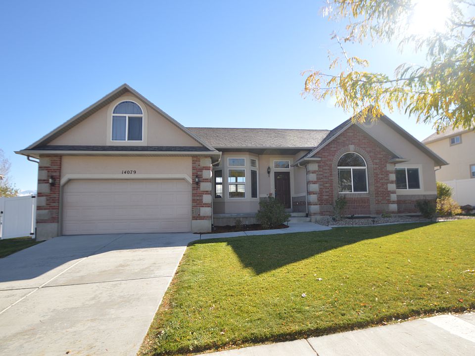 1st image of 14079 S Emmeline Dr