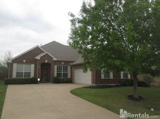 2352 Wise Rd, Grand Prairie, TX 75052