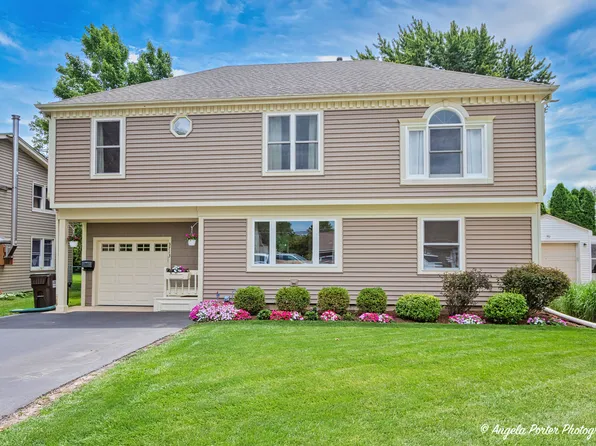 3713 Maple Ave, McHenry, IL 60050
