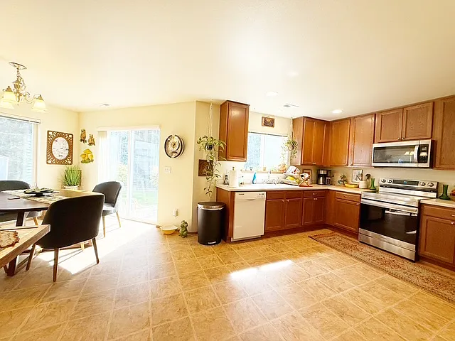 21302 Brevik Pl NW — Photo 9