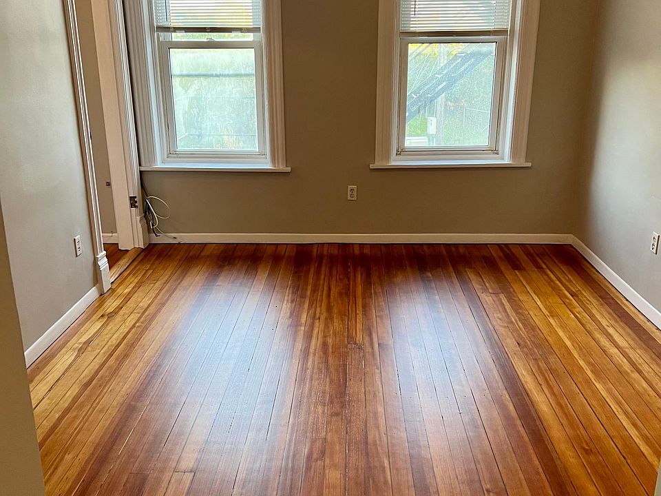 1st image of 2217 N Seeley Ave APT 2R
