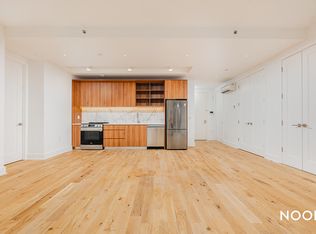 26-41 3rd St #517, Astoria, NY 11102