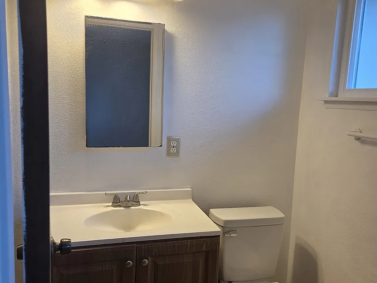 1460 Lassiter Dr — Photo 15