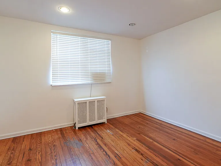 2127 S Beechwood St — Photo 11