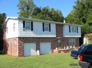 3075 W Neck Hwy #55, New Bern, NC 28562
