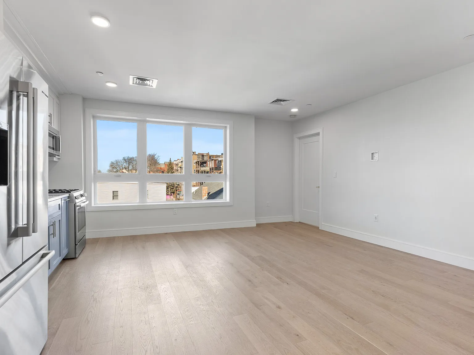 1 bed, 663 sqft, $2,500 — Photo 4