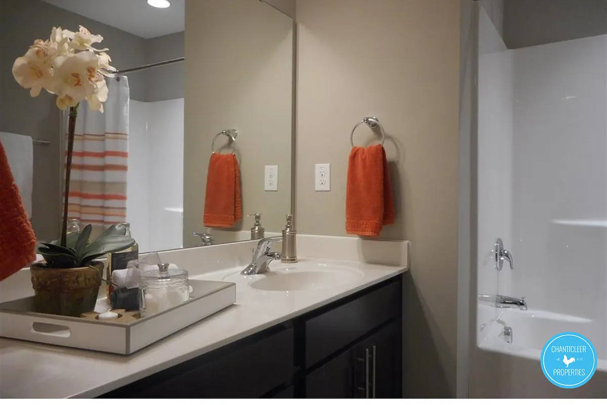 Building Photo - 2147 Sunny Cove Dr #1