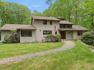 100 Wildwood Rd, Andover, MA 01810