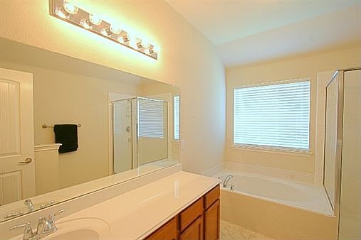 5th image of 9605 Palm Valley Dr