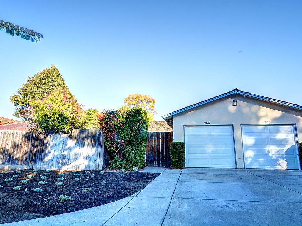 1st image of 986 Gretchen Ln #1