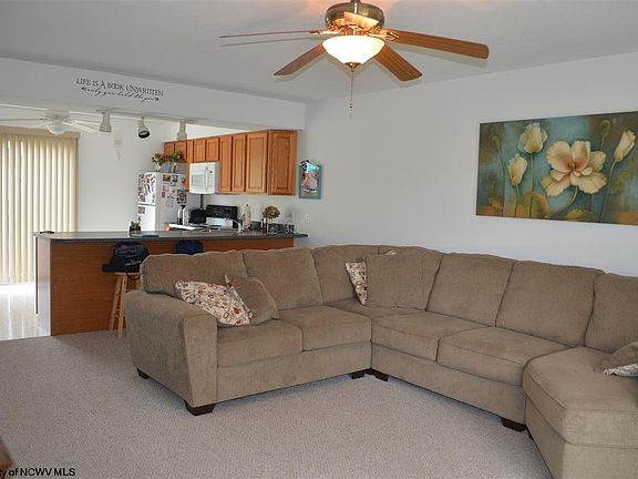 2nd image of 20 Silver Creek Dr
