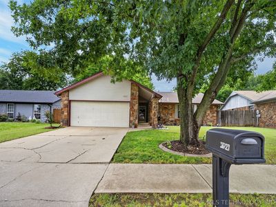 2927 S 124th East Ave, Tulsa, OK, 74129