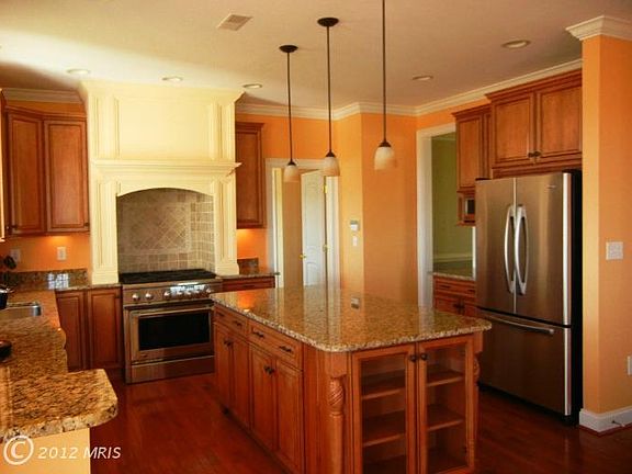 2nd image of 4700 Skyview Dr