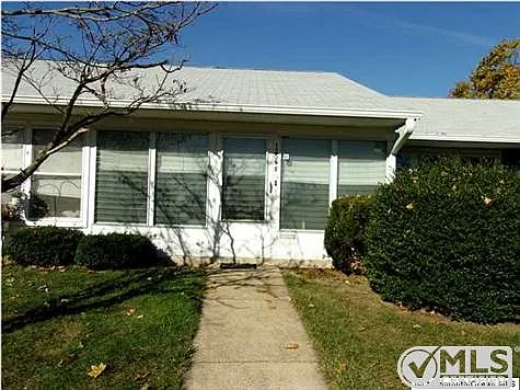 1256B Argyll Cir photo 1