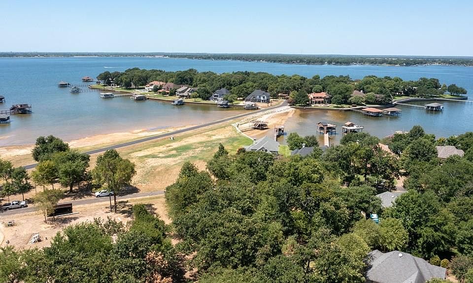 1st image of 146 Hilton Head Island Dr