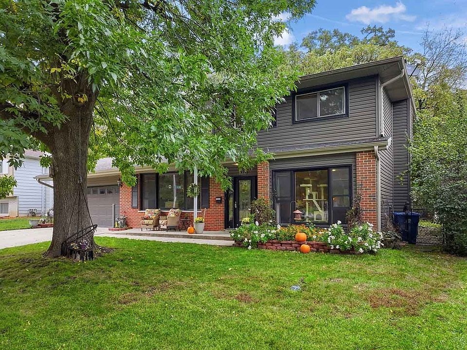 1st image of 430 Spruce Dr