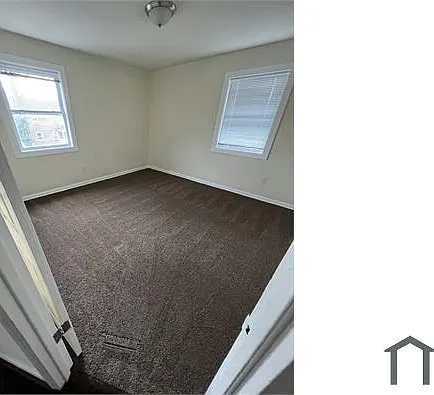 463 Newcomb St SE — Photo 6
