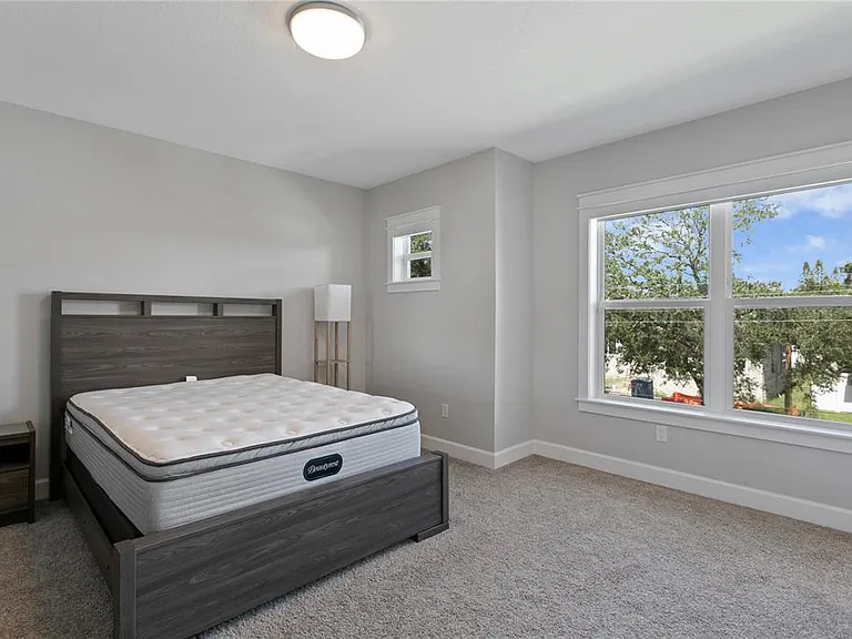 209 S Shore Crest Dr — Photo 43