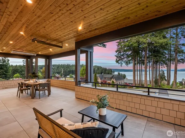 7402 Soundview Drive, Gig Harbor, WA 98335