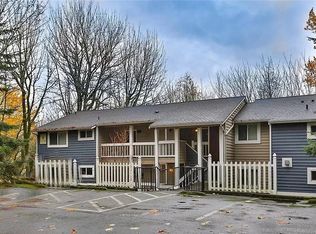 15240 SE 43rd St APT B102, Bellevue, WA 98006