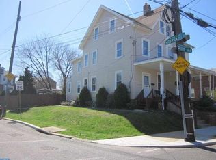 8243 Pine Rd, Philadelphia, PA 19111