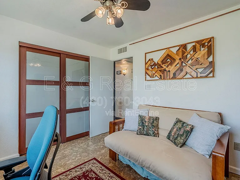 1022 W Apollo Ave — Photo 49