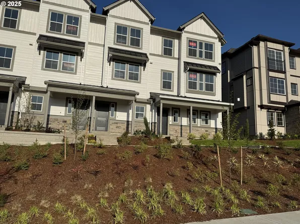 13954 SW River Terrace Blvd, Tigard, OR 97223