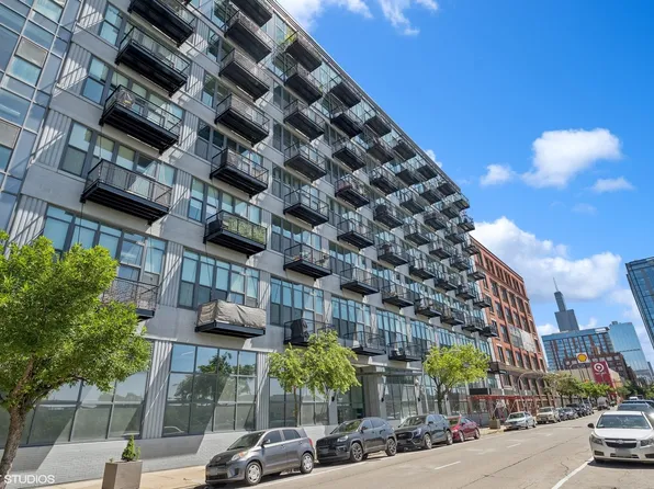 1224 W Van Buren St APT 605, Chicago, IL 60607