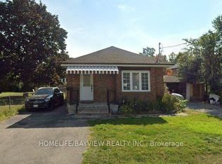 203 John St, Brampton, ON L6W 2A5