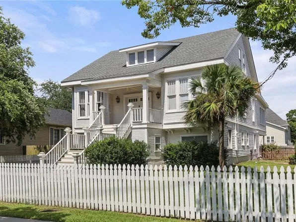 6831 W End Blvd, New Orleans, LA 70124
