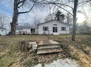 11975 E 565 N, Orland, IN 46776