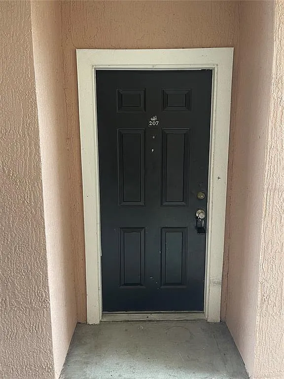 2 bed, 2.0 bath, 1107 sqft, $1,750 — Photo 2