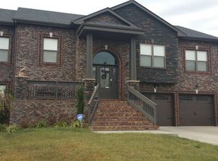 1238 Snowball Ln, Clarksville, TN 37042