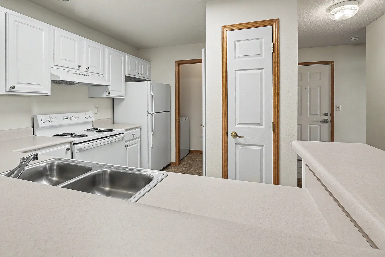 2 bed, 1020 sqft, $1,250 — Photo 4