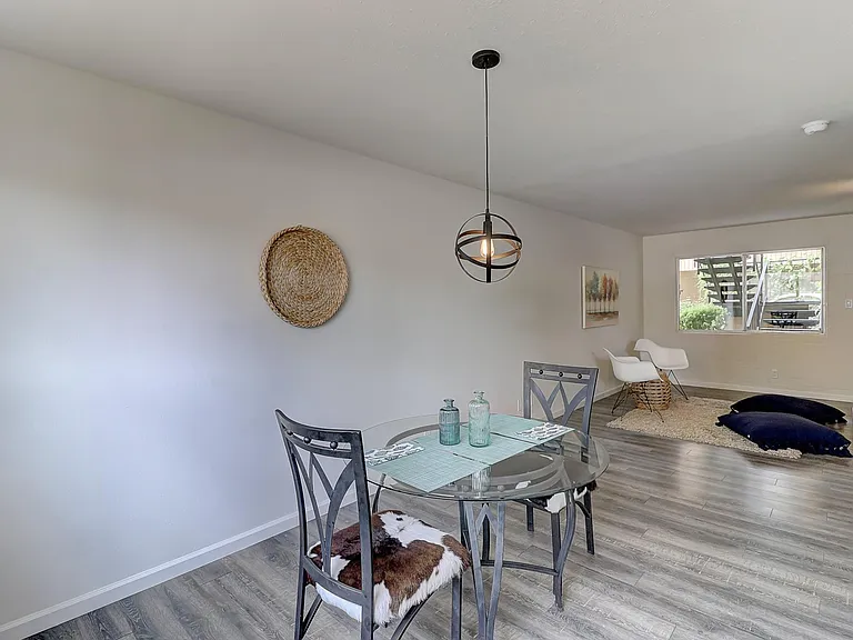 6544 N 12th St #20 — Photo 7