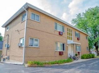 523 Prairie Ave APT 2, Downers Grove, IL 60515