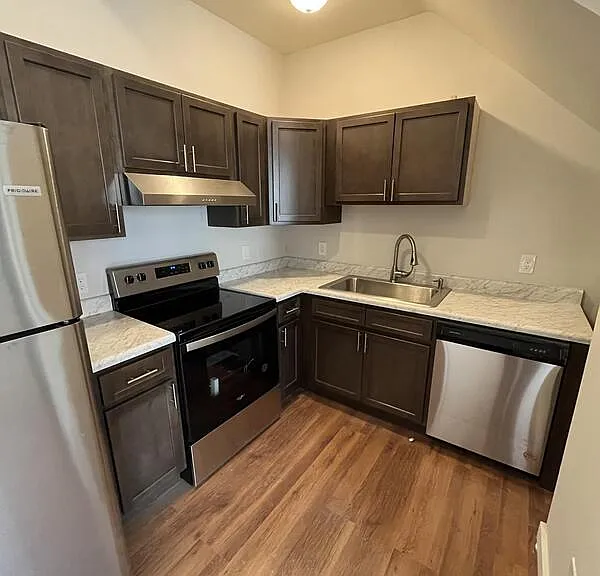 110 Lark St #1 — Photo 1