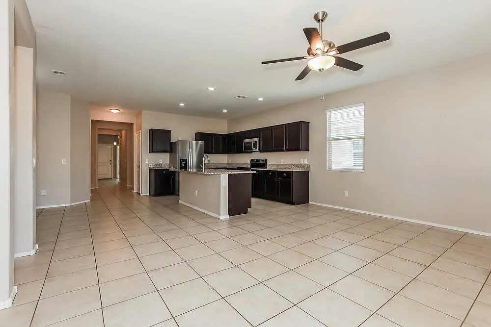 3 bed, 2.0 bath, 1588 sqft, $1,885 — Photo 3