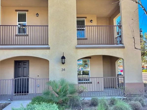 120 S Pacific Ave Unit 34, Santa Ana, CA 92703