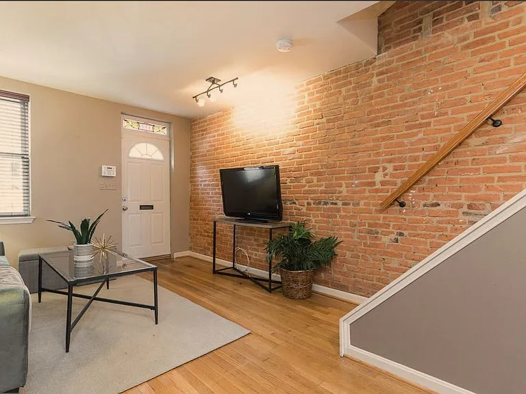 1122 Battery Ave — Photo 3