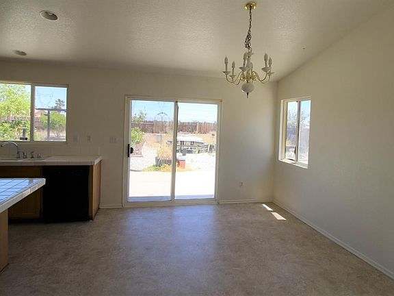 3rd image of 12971 Spelman Dr