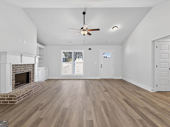 5th image of 252 Mockingbird Ln #28