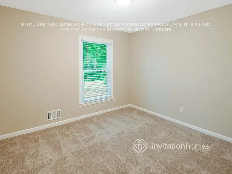 3916 Amsbury Rd — Photo 15